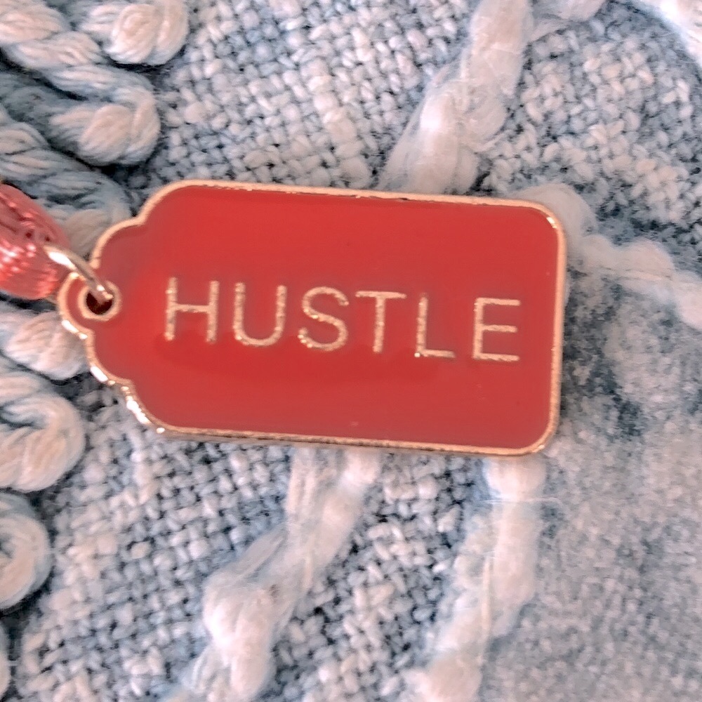 'HUSTLIN' BOOKMARK PENDANT - Picture 3 of 8
